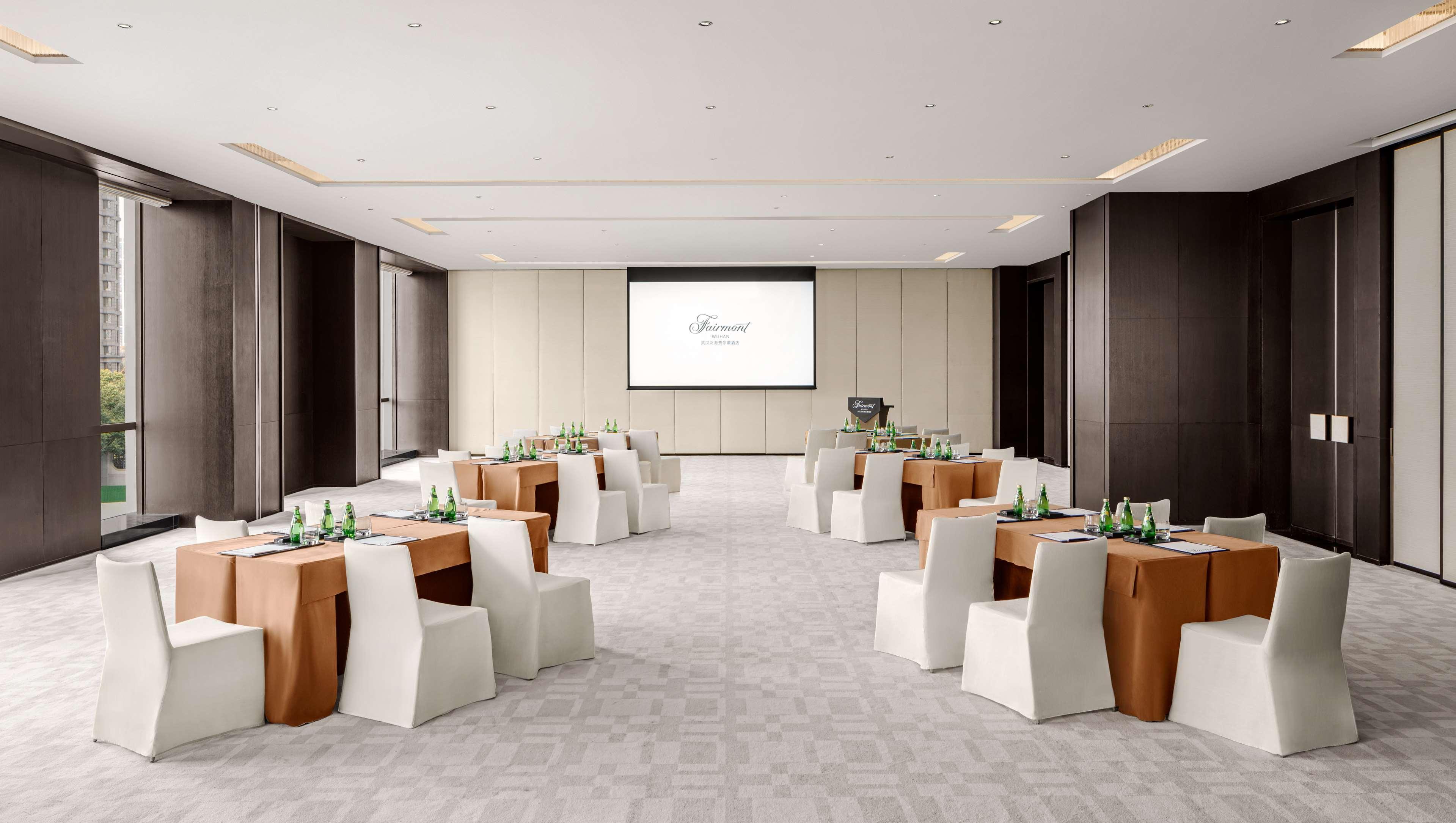Fairmont Wuhan Exterior photo